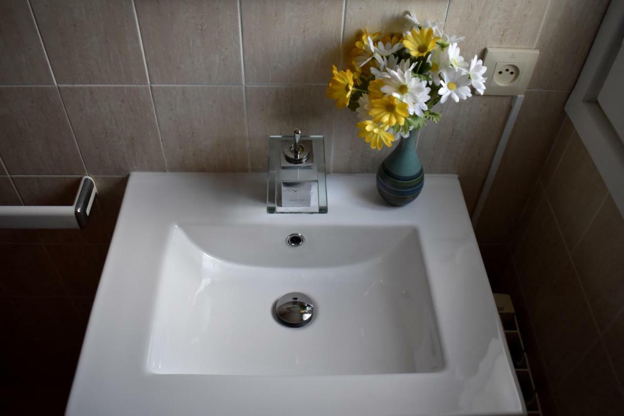 パラフルジェイMagnolia, Habitacion Matrimonial Con Bano Uso Privado, En Casa Compartidaアパートメント エクステリア 写真